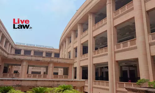 Person Facing Criminal Cases Doesnt Need Courts Nod For Passport Issuance; Permission Required In Case Of Foreign Travel: Allahabad HC Person Facing Criminal Cases Doesnt Need Courts Nod For Passport Issuance; Permission Required In Case Of Foreign Travel: Allahabad HC