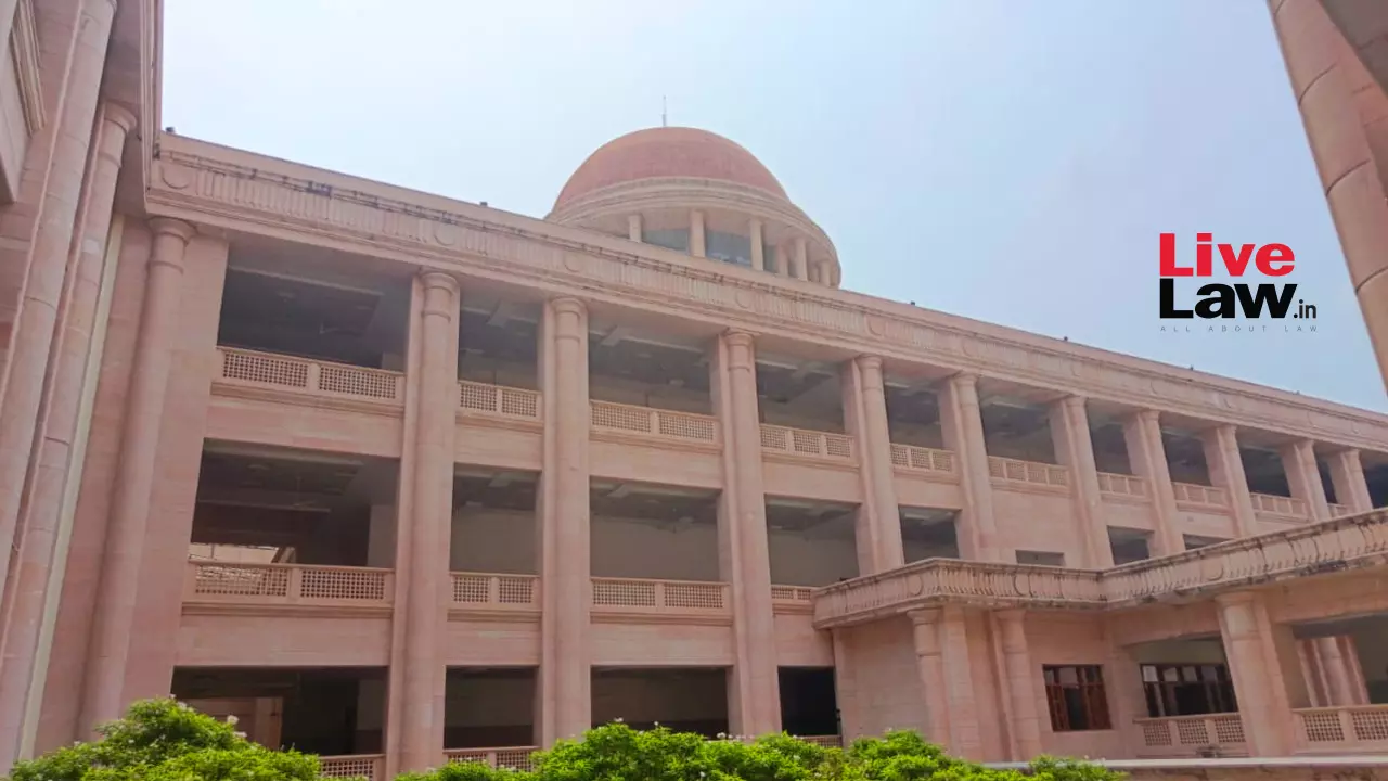 Hajj Travel Not An Absolute Right, Can Be Undertaken After Serving Sentence: Allahabad HC Denies Relief To S. 304 IPC Convict Hajj Travel Not An Absolute Right, Can Be Undertaken After Serving Sentence: Allahabad HC Denies Relief To S. 304 IPC Convict