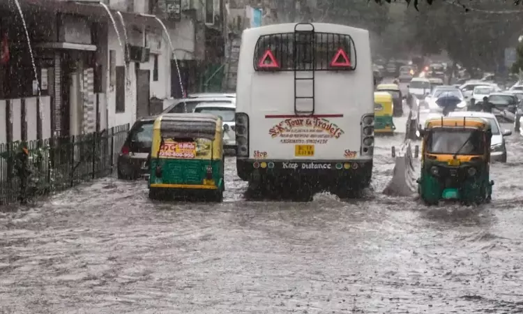 PIL In Delhi High Court Seeks Court-Monitored Measures To Prevent Recurring Waterlogging, Disclosure Of Monsoon Preparedness PIL In Delhi High Court Seeks Court-Monitored Measures To Prevent Recurring Waterlogging, Disclosure Of Monsoon Preparedness