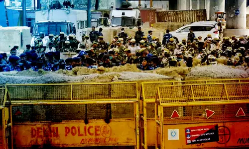 There May Be Some Intelligence We Dont Know: Delhi High Court On PIL Against Singhu Border Blockade, Asks Police Commissioner To Consider