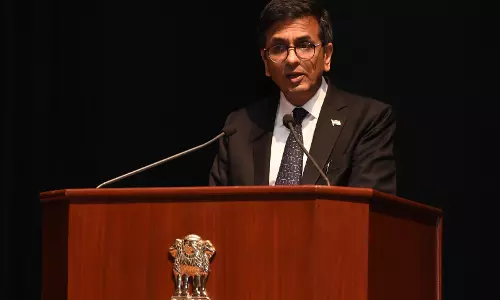 Nurture Spirit Of Fraternity To Create An Inclusive India Overcoming Barriers Of Caste, Religion, Class Etc. : Ex-CJI DY Chandrachud Nurture Spirit Of Fraternity To Create An Inclusive India Overcoming Barriers Of Caste, Religion, Class Etc. : Ex-CJI DY Chandrachud