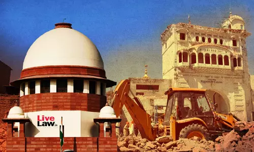 Supreme Court Issues Notice To BMC Commissioner On Contempt Plea Alleging Illegal Demolition Of Mumbai Gurudwara, Directs Status Quo Supreme Court Issues Notice To BMC Commissioner On Contempt Plea Alleging Illegal Demolition Of Mumbai Gurudwara, Directs Status Quo