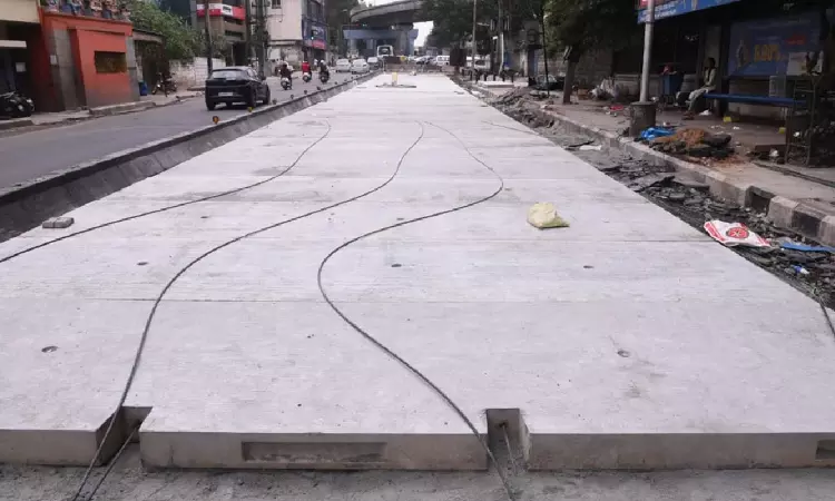 Bengaluru Potholes: Karnataka High Court Asks BBMP If White Topping Of Roads Is Scientifically Proper Bengaluru Potholes: Karnataka High Court Asks BBMP If White Topping Of Roads Is Scientifically Proper