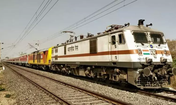 Calcutta High Court Directs South Eastern Railway To Refund Additional 20% Surcharge Levied On Consignment Calcutta High Court Directs South Eastern Railway To Refund Additional 20% Surcharge Levied On Consignment