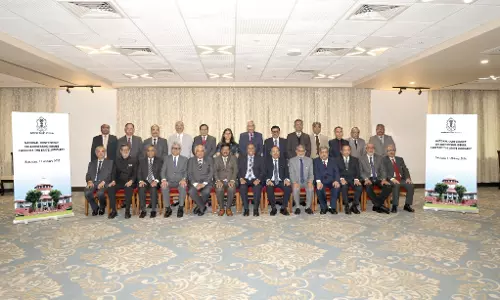CJI & HC Chief Justices Meet To Discuss Evening Courts, Ad Hoc Judges; Supreme Court Holds Conference On State Judiciary Issues CJI & HC Chief Justices Meet To Discuss Evening Courts, Ad Hoc Judges; Supreme Court Holds Conference On State Judiciary Issues