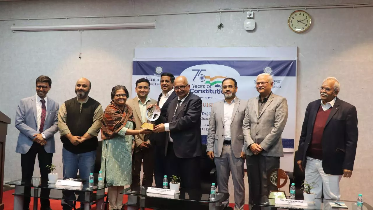 DNLU, Jabalpur Hosts Eminent Scholars For An Academic Discussion On 75 Years Of The Indian Constitution DNLU, Jabalpur Hosts Eminent Scholars For An Academic Discussion On 75 Years Of The Indian Constitution