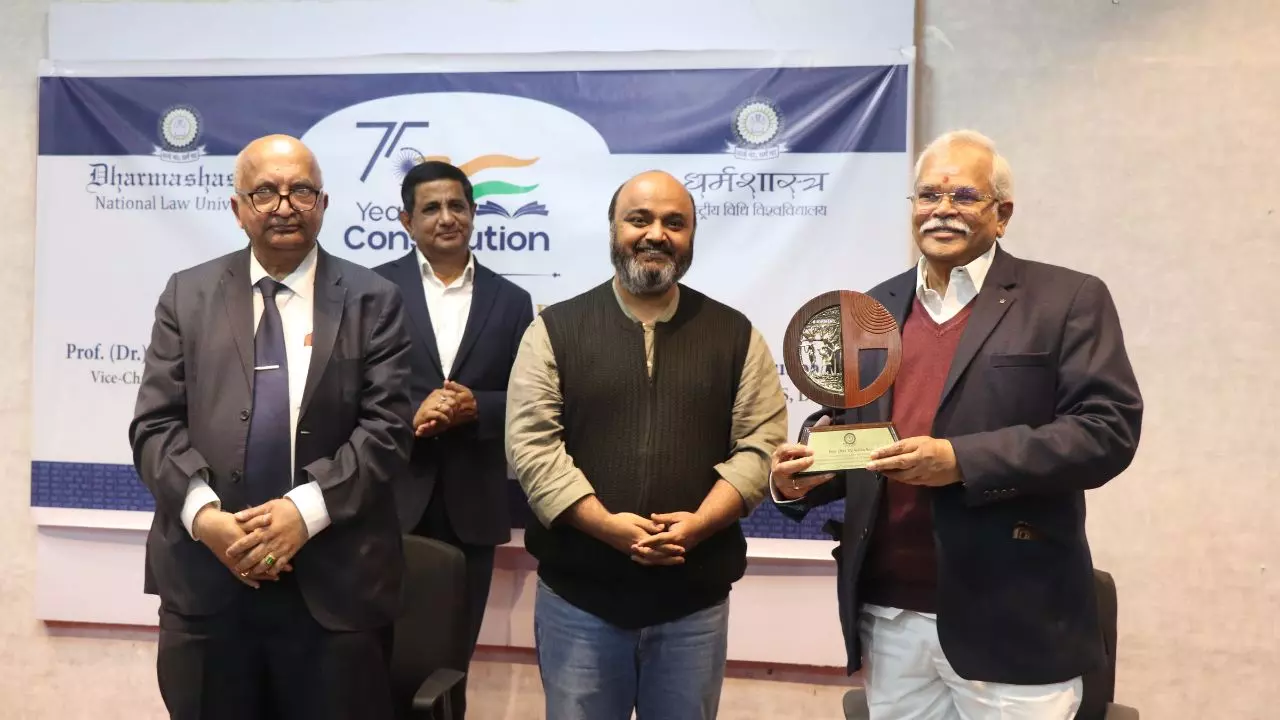 DNLU, Jabalpur Hosts Eminent Scholars For An Academic Discussion On 75 Years Of The Indian Constitution DNLU, Jabalpur Hosts Eminent Scholars For An Academic Discussion On 75 Years Of The Indian Constitution
