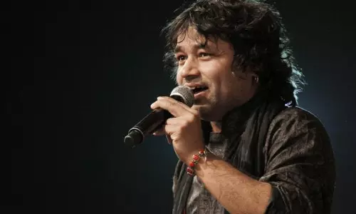 Intolerance Of Orthodoxy A Bane Of Indian Society: Bombay HC Quotes AG Noorani, Quashes Case Against Kailash Kher For Hurting Religious Feelings In Song Intolerance Of Orthodoxy A Bane Of Indian Society: Bombay HC Quotes AG Noorani, Quashes Case Against Kailash Kher For Hurting Religious Feelings In Song