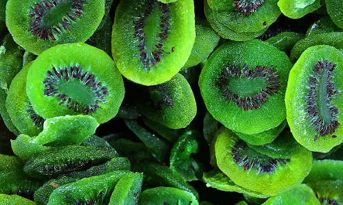 P&H HC Grants ₹50 Lakh Compensation Over Illegal Seizure Of Imported Kiwi Fruit By Customs, Says Policy Needed To Ensure Imported Goods Reach Public In Time P&H HC Grants ₹50 Lakh Compensation Over Illegal Seizure Of Imported Kiwi Fruit By Customs, Says Policy Needed To Ensure Imported Goods Reach Public In Time