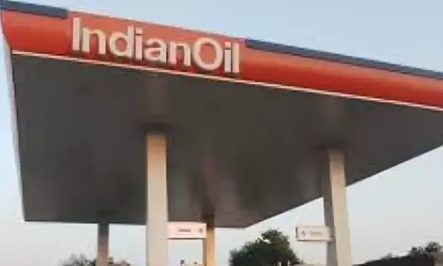 Disqualification Clauses Must Be Strictly Construed, Cannot Be Expanded Beyond Advertisement: Patna HC Upholds Grant Of IOCL Dealership