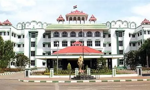 Re-Employment Of Faculty Retiring Mid-Academic Year Is Mandatory, But Disciplinary Proceedings & No Work, No Pay Deny It : Madras HC