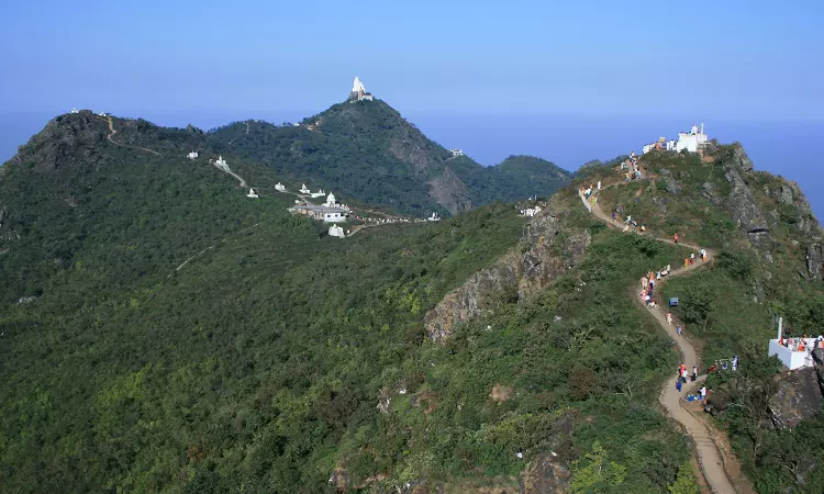Not Denied That Parasnath Hill Is Sacred To Jain Community: Jharkhand HC Orders State To Implement Bar On Tourism, Liquor & Non-Veg Food Not Denied That Parasnath Hill Is Sacred To Jain Community: Jharkhand HC Orders State To Implement Bar On Tourism, Liquor & Non-Veg Food