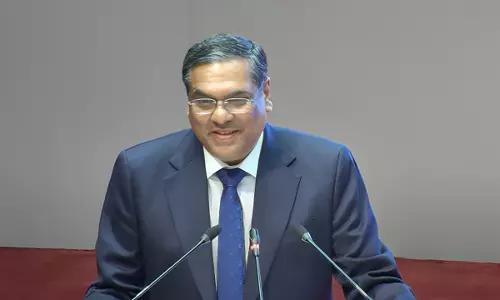 Journalists & Judges Must Remain Free Of Fear, Bias & Prejudice To Keep Nations Head High: Ex-CJI Sanjiv Khanna Journalists & Judges Must Remain Free Of Fear, Bias & Prejudice To Keep Nations Head High: Ex-CJI Sanjiv Khanna