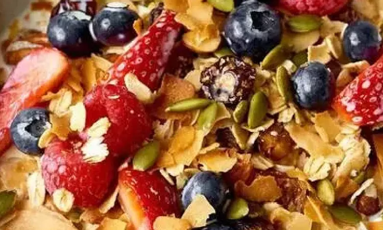 Dead Worms,Webbing Inside Muesli Packet; Ernakulam District Commission Holds Manufacturer Liable Dead Worms,Webbing Inside Muesli Packet; Ernakulam District Commission Holds Manufacturer Liable