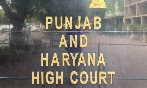 P&H High Court Issues Contempt Notice To Advocate Who Suggested Taking Judges To Supreme Court Over Alleged Delay In Her Case