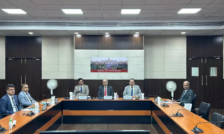 CJ Ramesh Sinha Launches FASTER Cell, E-Certified Copy Services At Chhattisgarh HC; Digitisation Centres In 5 District Courts CJ Ramesh Sinha Launches FASTER Cell, E-Certified Copy Services At Chhattisgarh HC; Digitisation Centres In 5 District Courts