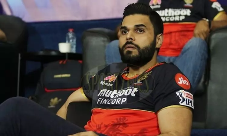 Bengaluru Stampede: RCBs Marketing Head Nikhil Sosale Approaches Karnataka High Court Challenging Arrest Bengaluru Stampede: RCBs Marketing Head Nikhil Sosale Approaches Karnataka High Court Challenging Arrest