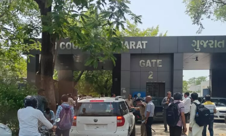 Gujarat High Court Discontinues Sitting After Bomb Threat Gujarat High Court Discontinues Sitting After Bomb Threat