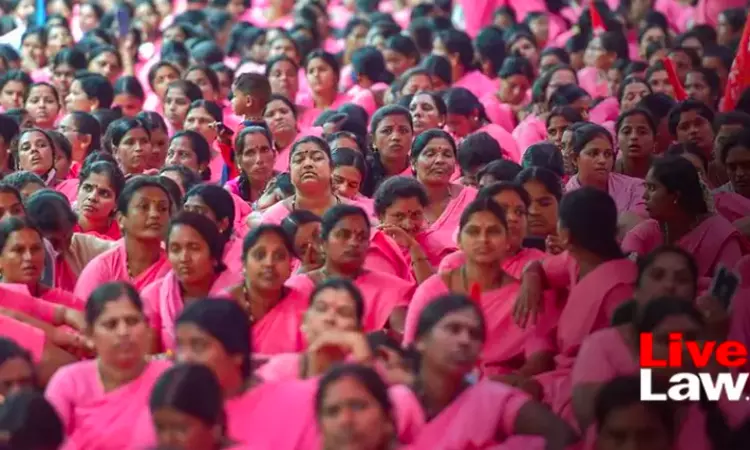 ASHA Workers Protest: Kerala High Court Issues Notice On Contempt Plea, Seeks Response Of Office Bearers ASHA Workers Protest: Kerala High Court Issues Notice On Contempt Plea, Seeks Response Of Office Bearers