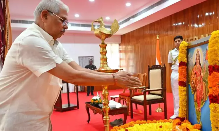 Bharat Mata Portrait Row: Kerala University Registrar Withdraws Plea Before High Court Against Suspension After Being Reinstated Bharat Mata Portrait Row: Kerala University Registrar Withdraws Plea Before High Court Against Suspension After Being Reinstated