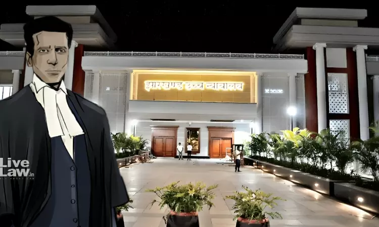 Disturbing; Attempt To Know Privileged Communication: Jharkhand HC Stays Railway Police Summons To Accuseds Lawyer Disturbing; Attempt To Know Privileged Communication: Jharkhand HC Stays Railway Police Summons To Accuseds Lawyer