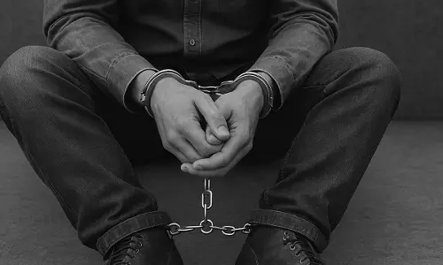 Handcuffing And Leg Shackling Of US Deportees: Legal Perspective Handcuffing And Leg Shackling Of US Deportees: Legal Perspective