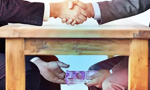 AP High Court Upholds Termination Of Record Assistant Guilty Of Demanding Bribe, Lodging Fake Complaints Against Judge