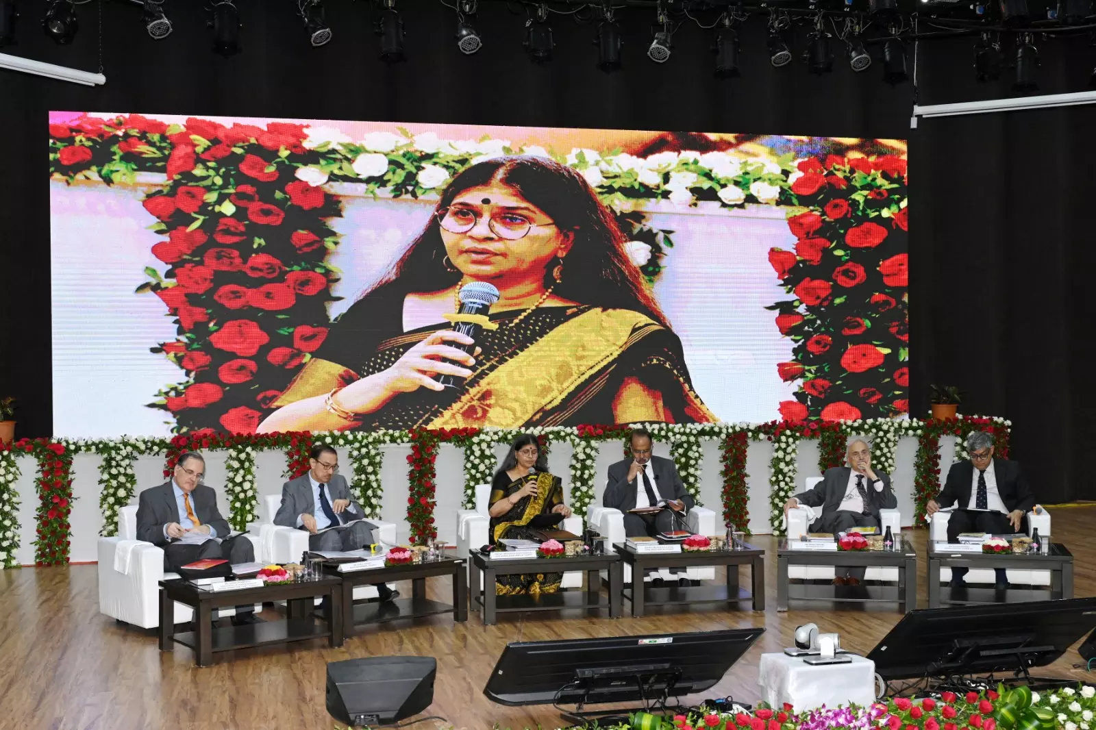 Gujarat High Court Hosts 2-Day Conference On Arbitration Law Gujarat High Court Hosts 2-Day Conference On Arbitration Law