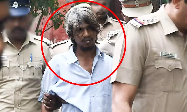 Man Convicted In Raj Bhavan Petrol Bomb Attack Case Attempts To Throw Shoe At Judge Man Convicted In Raj Bhavan Petrol Bomb Attack Case Attempts To Throw Shoe At Judge
