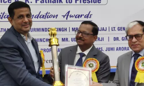 Prof. (Dr.) Manoj Kumar Sinha Conferred With Capital Foundation Award On Justice V.R. Krishna Iyers 110th Birth Anniversary Prof. (Dr.) Manoj Kumar Sinha Conferred With Capital Foundation Award On Justice V.R. Krishna Iyers 110th Birth Anniversary