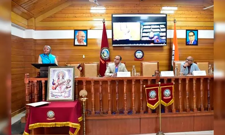 HPNLU, Shimla Hosts Samvidhan Divas Lecture On 75 Years Of Indian Constitution HPNLU, Shimla Hosts Samvidhan Divas Lecture On 75 Years Of Indian Constitution
