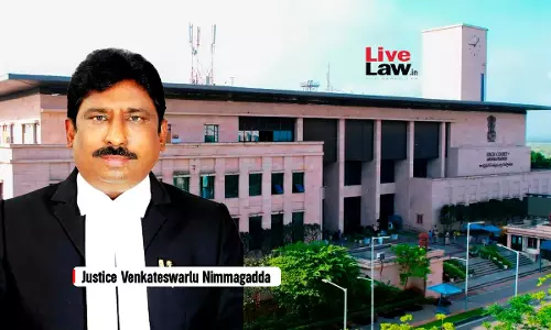 Follow Temple Norms Barring Foreign-Returned Priests From Worshipping At Sringeri Sharada Peetham: AP High Court To  State