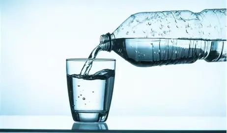 Faridabad District Consumer Commission Holds Restaurant Liable For Refusing Free Drinking Water, Orders Refund And Compensation Faridabad District Consumer Commission Holds Restaurant Liable For Refusing Free Drinking Water, Orders Refund And Compensation