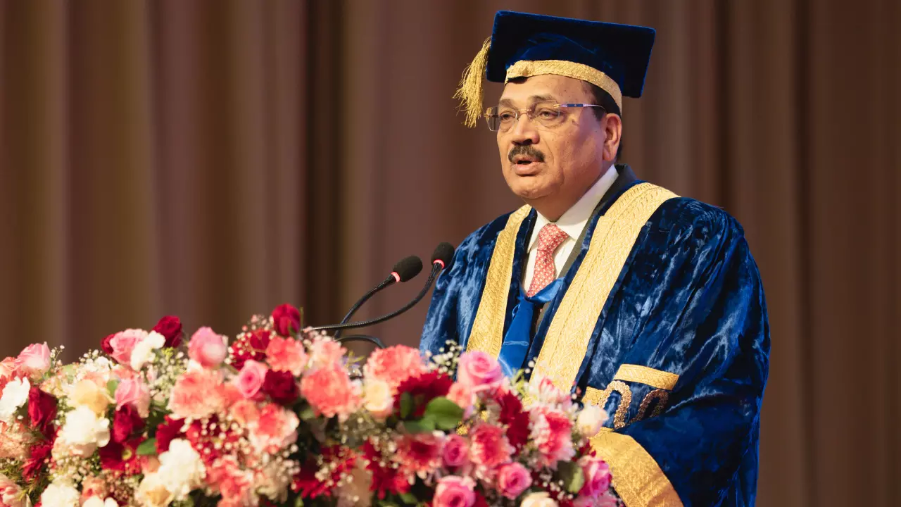 HNLU Hosts Ninth Convocation; CJI Surya Kant Stresses Ethics And Collegiality In Legal Profession HNLU Hosts Ninth Convocation; CJI Surya Kant Stresses Ethics And Collegiality In Legal Profession