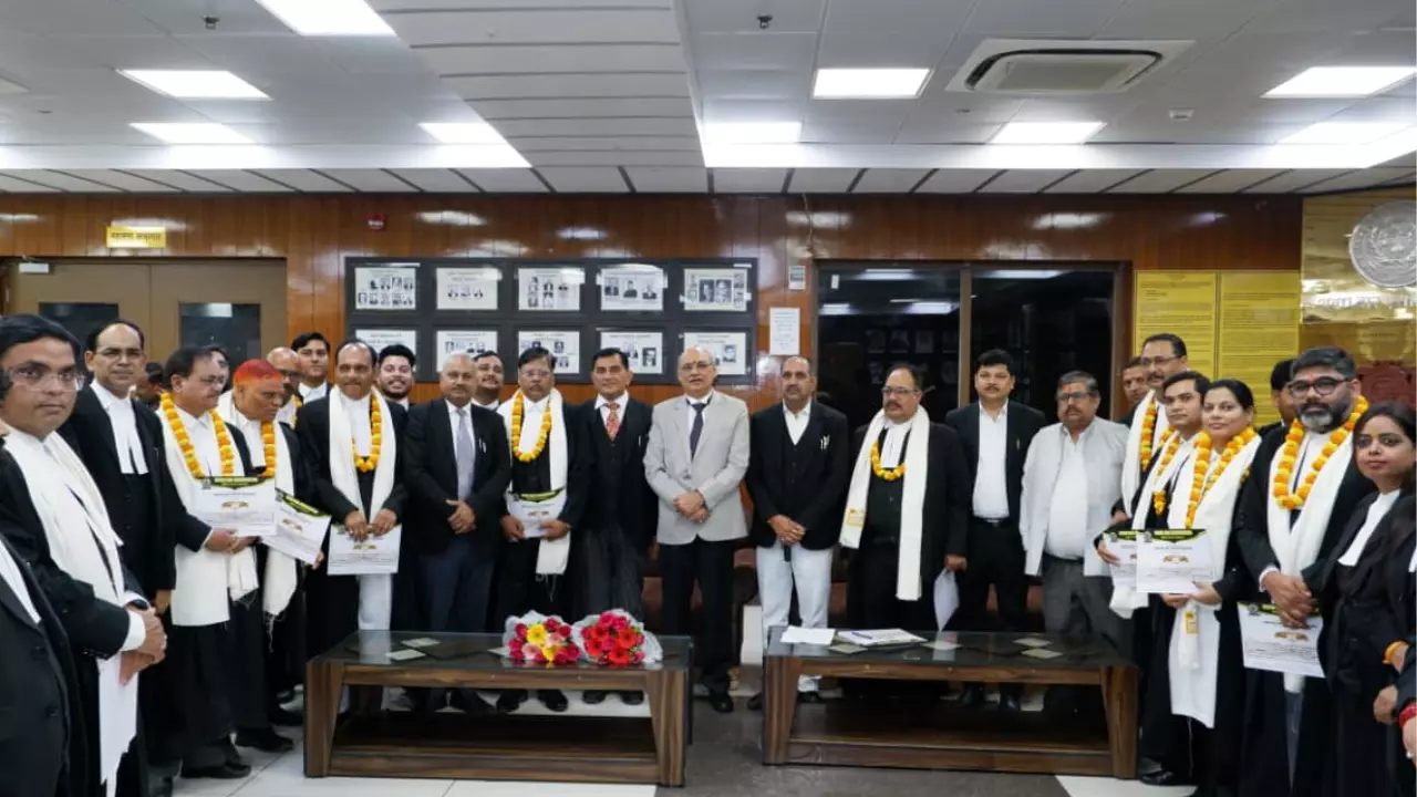 Integral Part Of Judicial System: Justice Rajan Roy Lauds Legal Reporters Role At Oudh Bar Association Felicitation Event