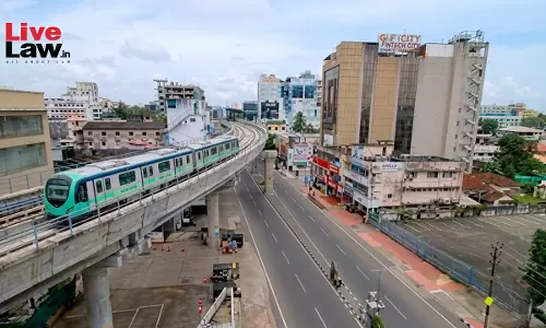Kerala High Court Directs Urgent Action On Dangerous Road Conditions Near Kochi Metro Pillars Kerala High Court Directs Urgent Action On Dangerous Road Conditions Near Kochi Metro Pillars