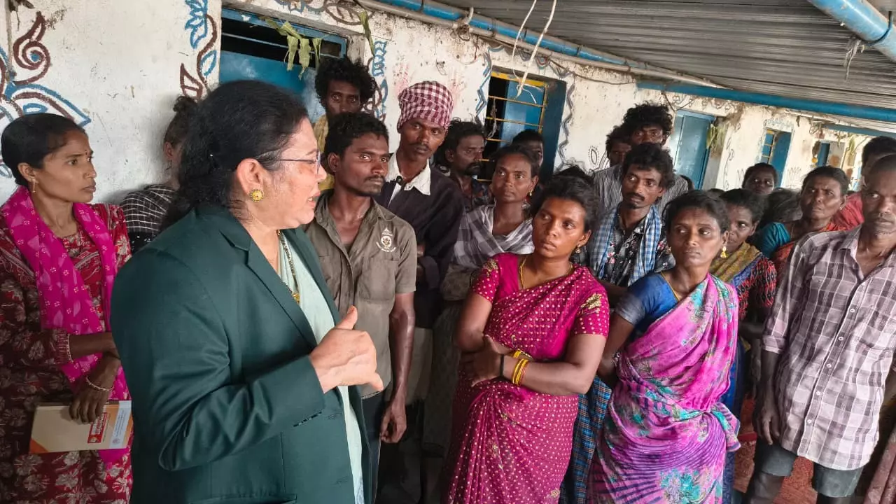 Telangana SLSA Conducts Rescue Operation; Over 500 Bonded Labourers Rescued From Brick Kilns In Nizamabad Telangana SLSA Conducts Rescue Operation; Over 500 Bonded Labourers Rescued From Brick Kilns In Nizamabad