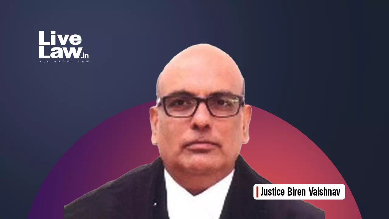 Former Gujarat High Court Judge Justice Biren Vaishnav Takes Oath As States Lokayukta