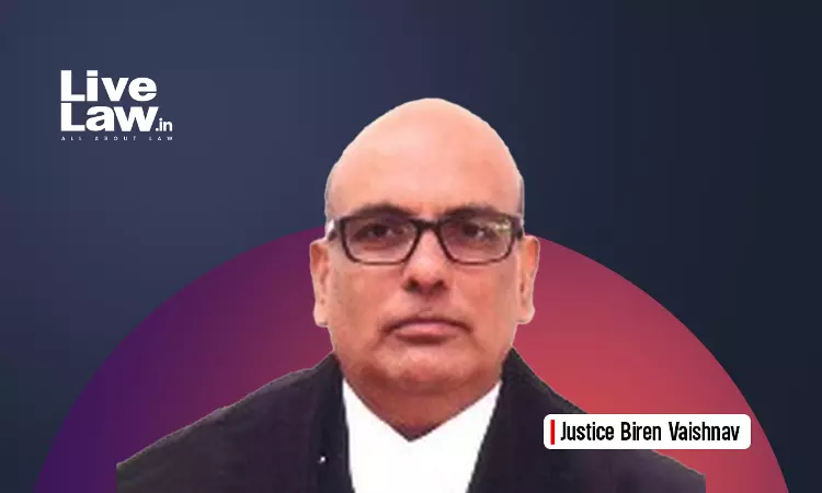 Former Gujarat High Court Judge Justice Biren Vaishnav Takes Oath As States Lokayukta Former Gujarat High Court Judge Justice Biren Vaishnav Takes Oath As States Lokayukta