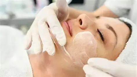 No Expert Evidence To Prove Negligence In Cosmetic Treatment, Bengaluru Consumer Commission Dismisses Complaint Against Oliva Clinic