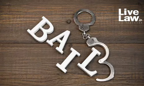 Bail Bond Amount Need Not Be Deposited In Cash For Release Of Accused: Gauhati High Court Bail Bond Amount Need Not Be Deposited In Cash For Release Of Accused: Gauhati High Court