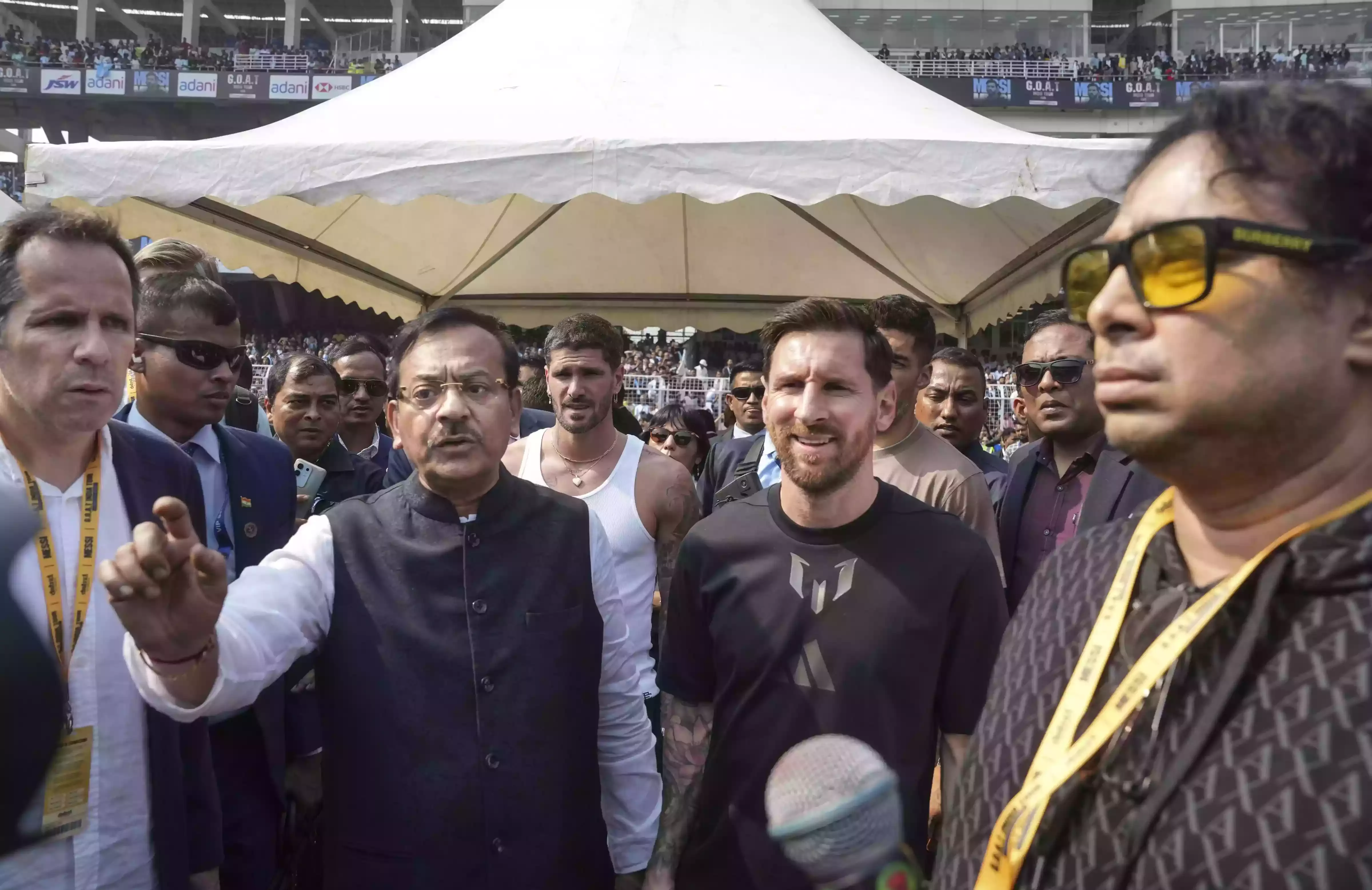 Menace Of Egg-Pelting, Public Parading Needs To Stop: Calcutta High Court Orally Remarks In Aroop Biswass Quashing Plea