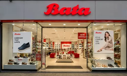 Delhi Consumer Commission Holds Bata Liable For Not Displaying Prior Notice On Carry Bag Charges Delhi Consumer Commission Holds Bata Liable For Not Displaying Prior Notice On Carry Bag Charges
