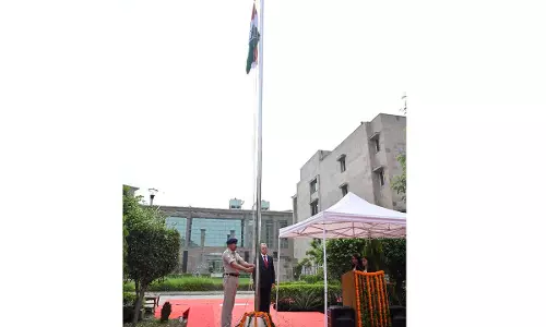 Lokpal Chairperson Justice Ajay Manikrao Khanwilkar Hoists National Flag, Reaffirms Commitment To Clean Governance Lokpal Chairperson Justice Ajay Manikrao Khanwilkar Hoists National Flag, Reaffirms Commitment To Clean Governance