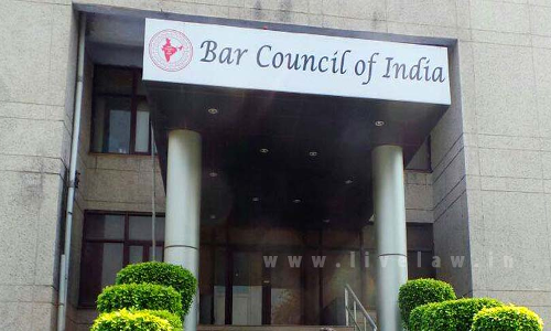 Bar Council Of India Misusing Its Dominant Position: Plea in CCI Against Maximum Age Limit For LLB Course Bar Council Of India Misusing Its Dominant Position: Plea in CCI Against Maximum Age Limit For LLB Course