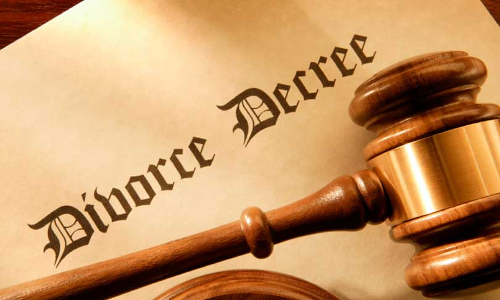 Wife Who Gave Up Maintenance Right During Mutual Divorce Not Barred From Seeking It Due To Change Of Circumstance: Kerala High Court