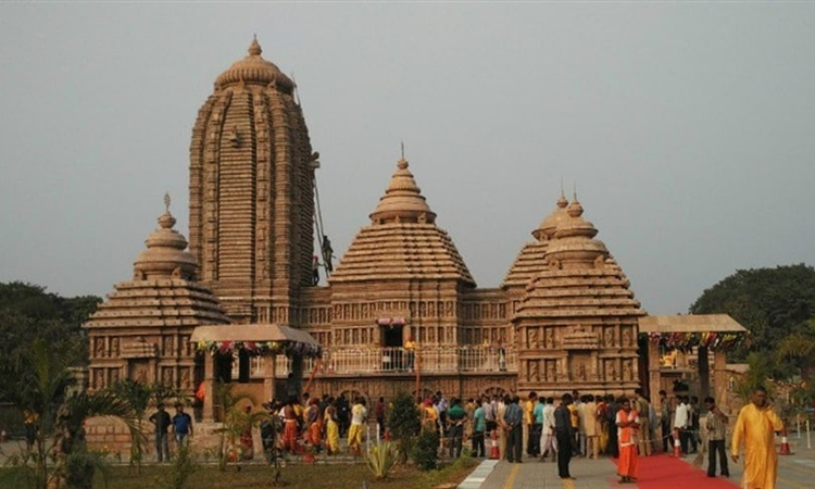 How Far The Govt. In A Secular State Can Manage Temples? Asks SC How Far The Govt. In A Secular State Can Manage Temples? Asks SC