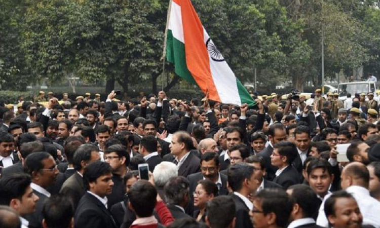 Autonomy Of The Bar Cannot Be Taken Over By The Court: SC Quashes Madras HC Disciplinary Rules For Lawyers Autonomy Of The Bar Cannot Be Taken Over By The Court: SC Quashes Madras HC Disciplinary Rules For Lawyers