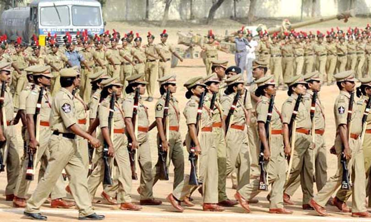 Uttarakhand High Court Directs States To Grant Extraordinary Pension To Widow Of Police Officer Who Lost His Life While On Duty Uttarakhand High Court Directs States To Grant Extraordinary Pension To Widow Of Police Officer Who Lost His Life While On Duty