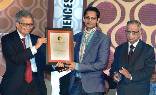 Prof. Shamnad receiving Infosys Prize Prof. Shamnad receiving Infosys Prize